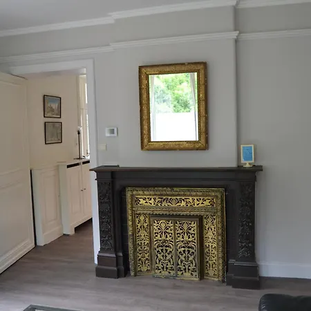 Chateau D'harnoy Bed & Breakfast