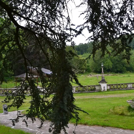 Bed & Breakfast Chateau D'harnoy 3*