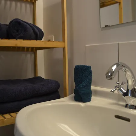 Chateau D'harnoy Bed & Breakfast 3*